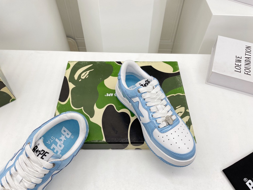 B*APE SNEAKERS